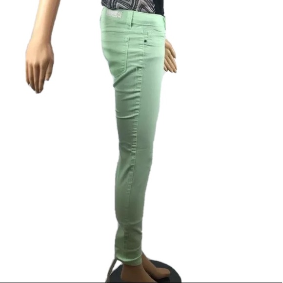 Light Green Sneak Peek Skinny Jeans Size 3 juniors - Picture 6 of 9